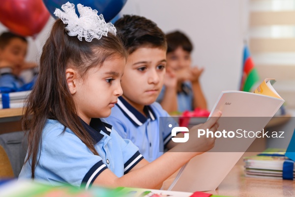Paytaxt məktəblərində yeni tədris ilinin ilk günü