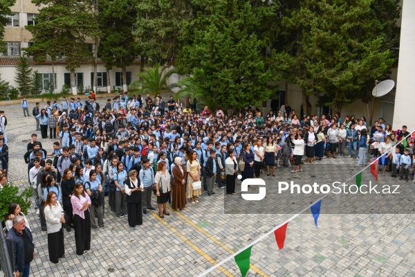 Paytaxt məktəblərində yeni tədris ilinin ilk günü