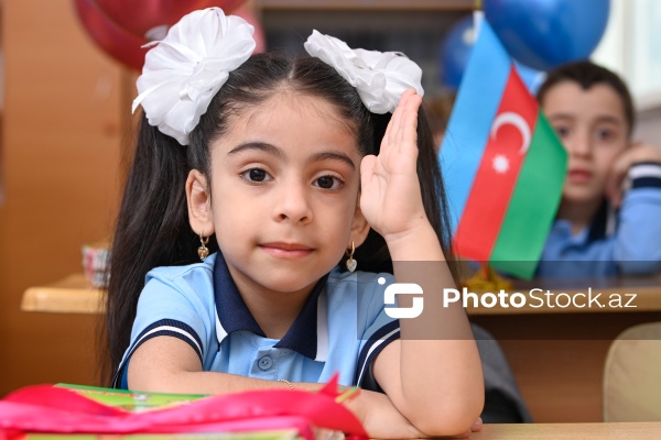 Paytaxt məktəblərində yeni tədris ilinin ilk günü