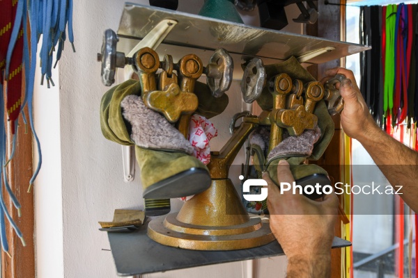 30 ildir pinəçilik fəaliyyəti ilə məşğul olan Adil usta