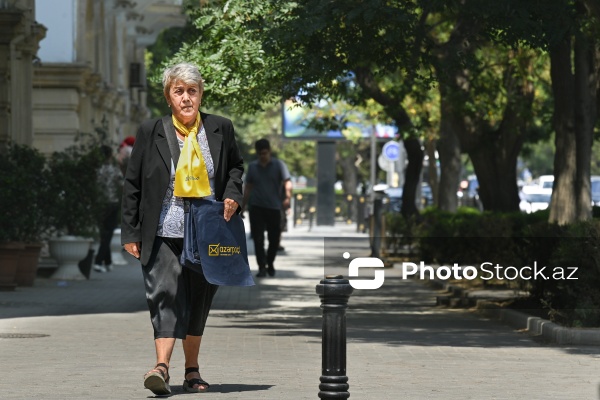 Dəbdən düşməyən peşə: “Poçtalyonun bir günü”