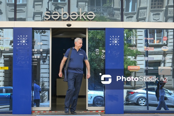 Dəbdən düşməyən peşə: “Poçtalyonun bir günü”