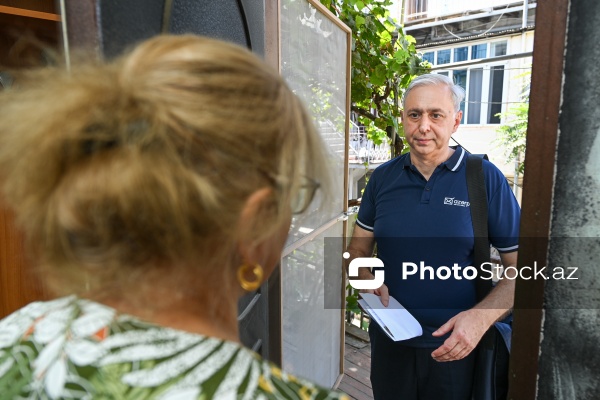 Dəbdən düşməyən peşə: “Poçtalyonun bir günü”