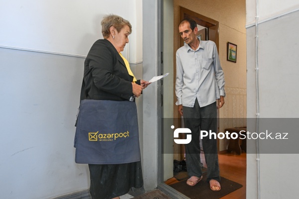 Dəbdən düşməyən peşə: “Poçtalyonun bir günü”