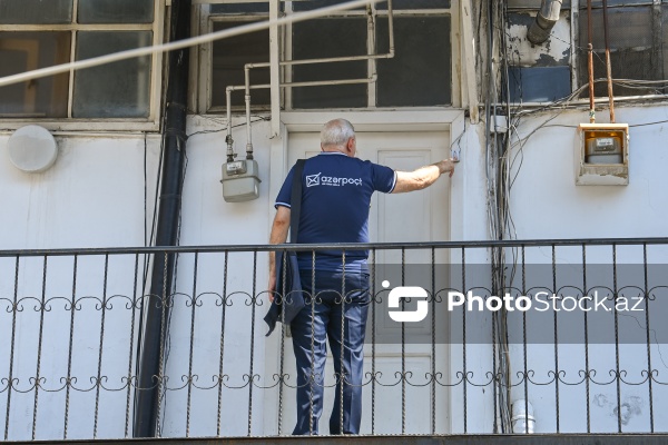 Dəbdən düşməyən peşə: “Poçtalyonun bir günü”