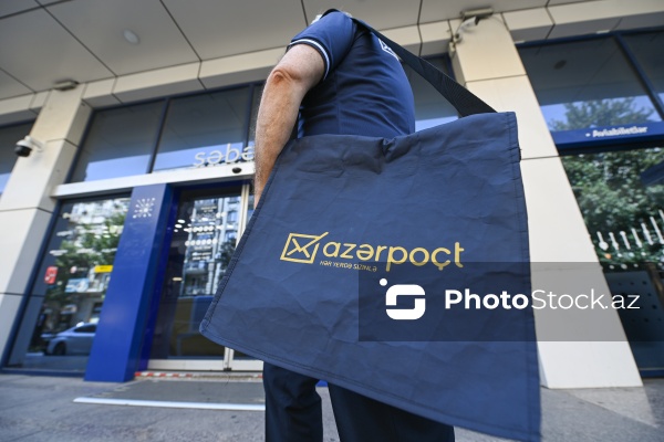 Dəbdən düşməyən peşə: “Poçtalyonun bir günü”