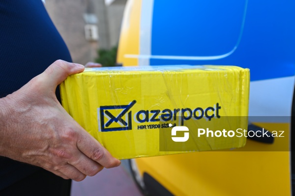 Dəbdən düşməyən peşə: “Poçtalyonun bir günü”