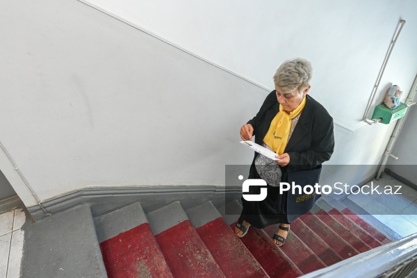 Dəbdən düşməyən peşə: “Poçtalyonun bir günü”