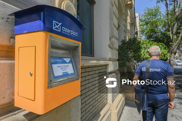 Dəbdən düşməyən peşə: “Poçtalyonun bir günü”