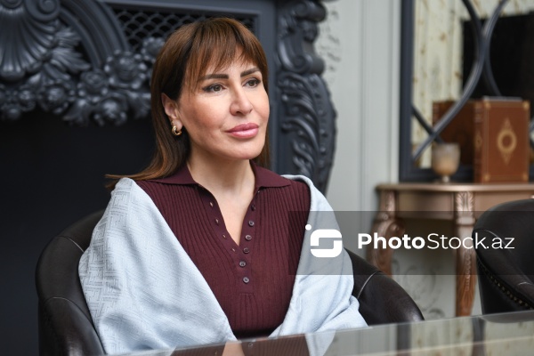 Publisist, yazıçı və türkoloq Günel Anarqızı