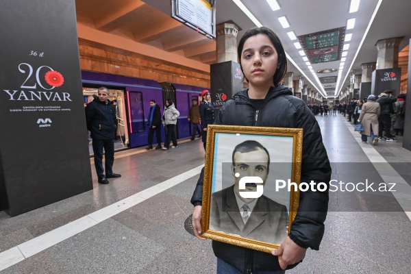20 Yanvar şəhidlərinin xatirəsi metronun “20 Yanvar” stansiyasında anılıb