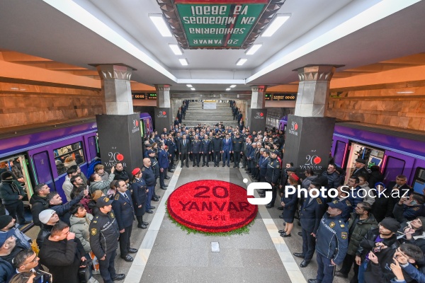 20 Yanvar şəhidlərinin xatirəsi metronun “20 Yanvar” stansiyasında anılıb