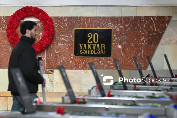 20 Yanvar şəhidlərinin xatirəsi metronun “20 Yanvar” stansiyasında anılıb