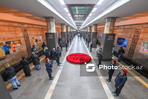 20 Yanvar şəhidlərinin xatirəsi metronun “20 Yanvar” stansiyasında anılıb