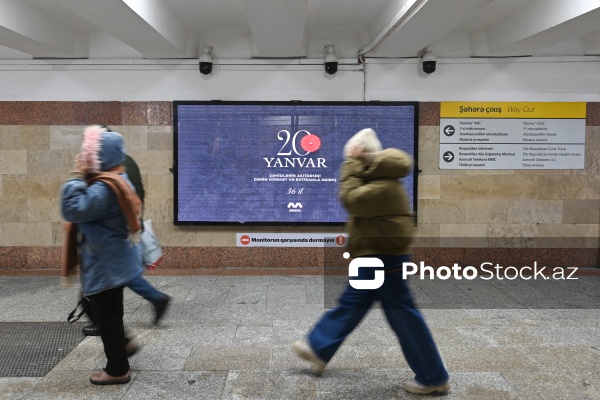 20 Yanvar şəhidlərinin xatirəsi metronun “20 Yanvar” stansiyasında anılıb