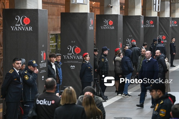 20 Yanvar şəhidlərinin xatirəsi metronun “20 Yanvar” stansiyasında anılıb