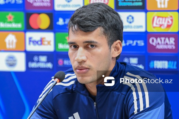 Kamilo Duran - "Nyukasl" ilə baş tutacaq oyunöncəsi mətbuat konfransında