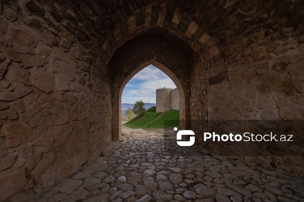 Qarabağın əzəmət simvolu olan Şuşa qalası