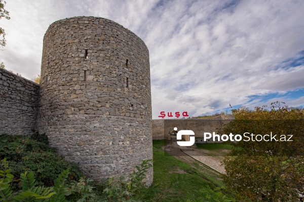 Qarabağın əzəmət simvolu olan Şuşa qalası