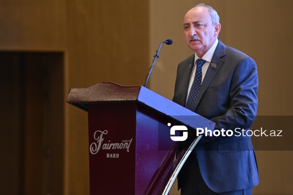 Əziz Ələkbərli - "Qərbi Azərbaycana qayıdış: milli ideyanın yeni mərhələsi kimi” mövzusunda I beynəlxalq elmi konfransda
