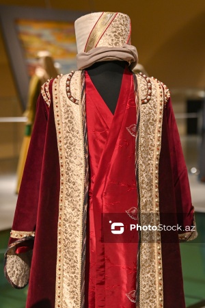 “Qərbi azərbaycanlıların milli geyim irsi” adlı sərgi