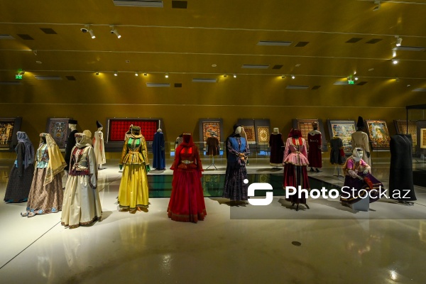 “Qərbi azərbaycanlıların milli geyim irsi” adlı sərgi