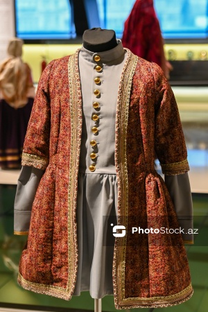 “Qərbi azərbaycanlıların milli geyim irsi” adlı sərgi