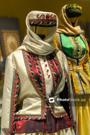 “Qərbi azərbaycanlıların milli geyim irsi” adlı sərgi