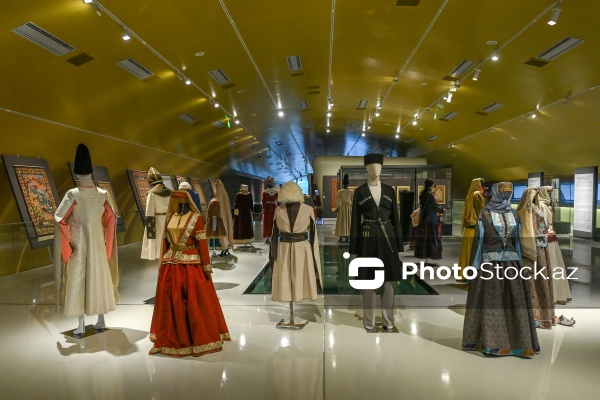 “Qərbi azərbaycanlıların milli geyim irsi” adlı sərgi