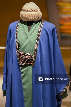 “Qərbi azərbaycanlıların milli geyim irsi” adlı sərgi