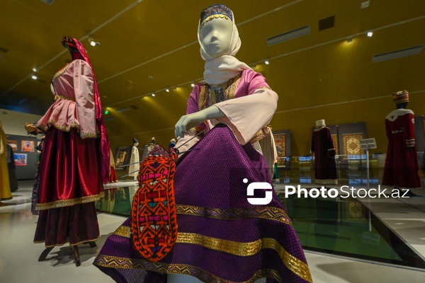 “Qərbi azərbaycanlıların milli geyim irsi” adlı sərgi