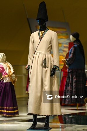 “Qərbi azərbaycanlıların milli geyim irsi” adlı sərgi