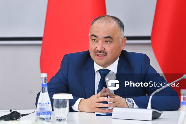 Qırğızıstan parlamentinin sədri Nurlan Şakiyev