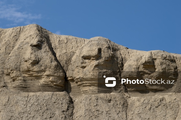 Qobustan rayonu ərazisində yerləşən Quşqaya