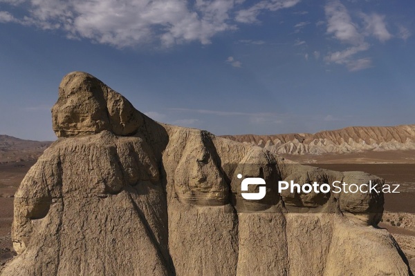 Qobustan rayonu ərazisində yerləşən Quşqaya