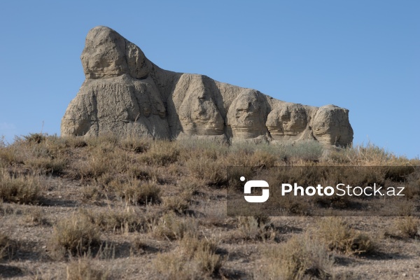 Qobustan rayonu ərazisində yerləşən Quşqaya