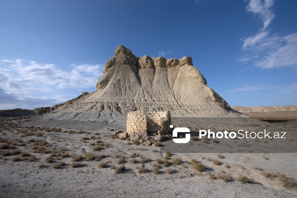 Qobustan rayonu ərazisində yerləşən Quşqaya