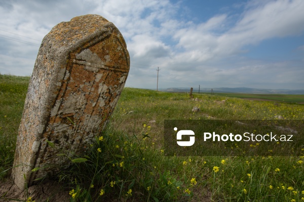 Qobustan rayonunda yerləşən qədim qəbiristanlıq