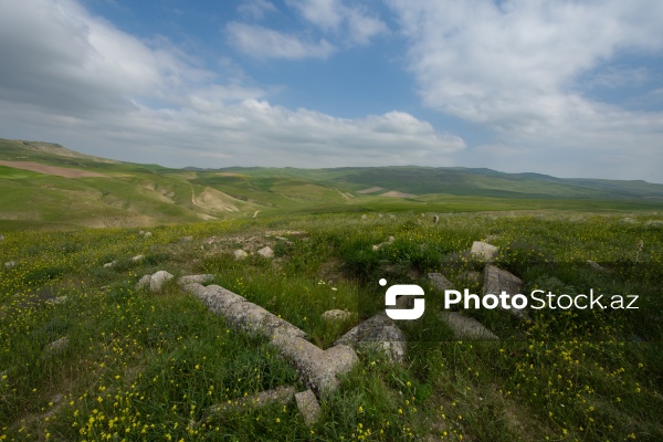 Qobustan rayonunda yerləşən qədim qəbiristanlıq