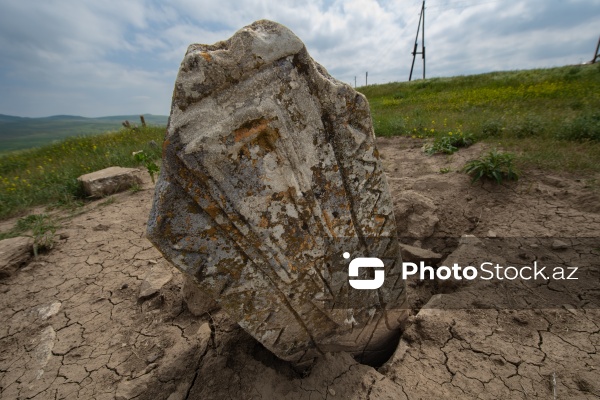 Qobustan rayonunda yerləşən qədim qəbiristanlıq