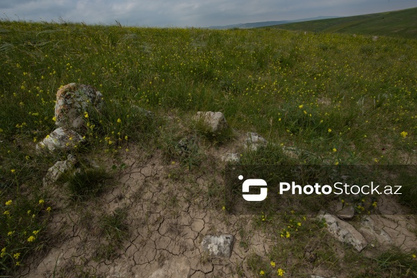 Qobustan rayonunda yerləşən qədim qəbiristanlıq