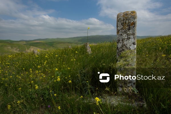 Qobustan rayonunda yerləşən qədim qəbiristanlıq