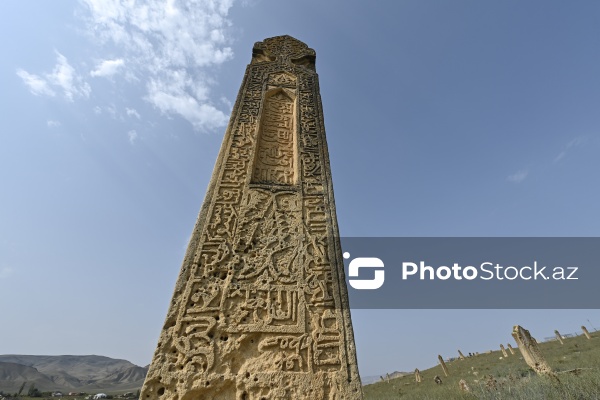 Qobustan rayonunun Qaracüzlü kənd qəbiristanlığı