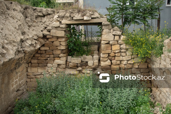 Qobustan rayonunda yerləşən qədim Şah Abbas karvansarayı