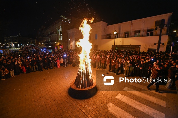 Qoşa Qala meydanında qeyd olunan İlaxır çərşənbə