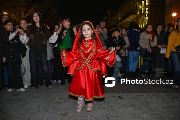 Qoşa Qala meydanında qeyd olunan İlaxır çərşənbə