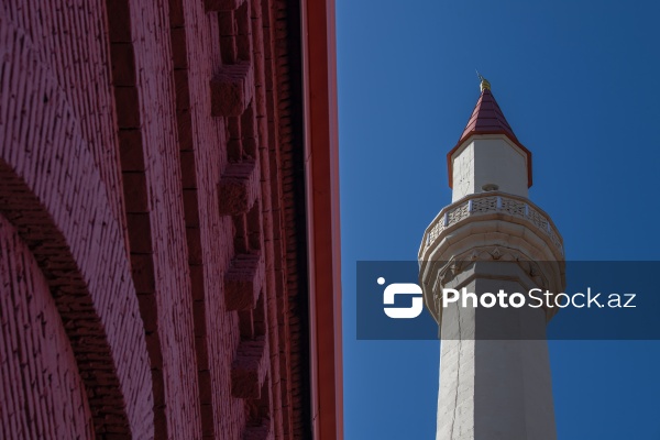 Quba şəhərində yerləşən Cümə məscidi