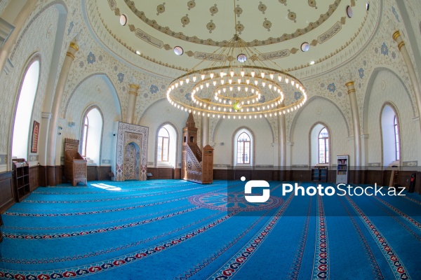Quba şəhərində yerləşən Cümə məscidi