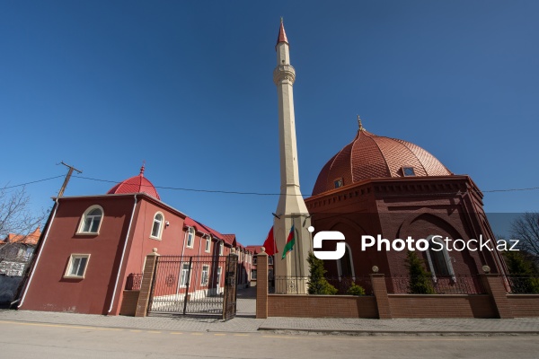 Quba şəhərində yerləşən Cümə məscidi