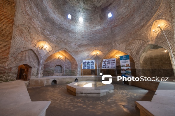 XIX əsrə aid nadir memarlıq nümunəsi olan "Hündür günbəzli hamam"